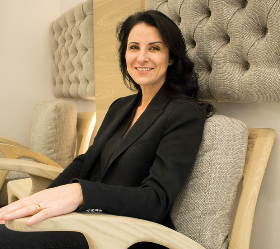 Dr Adri Hofmeister